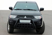 Mitsubishi L200 2006–2015 Bullbar Black (nerez) fotografie 1