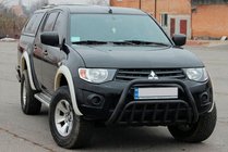Mitsubishi L200 2006–2015 Bullbar Black (nerez) fotografie 2
