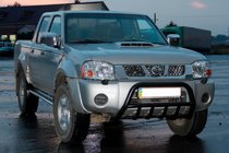 Nissan NP300 1999–2015 Přední ochranný rám WT002 Black (nerez) fotografie 3