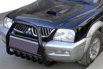 Mitsubishi L200 1996–2006 Přední ochranný rám QT007 Black (nerez) fotografie 1