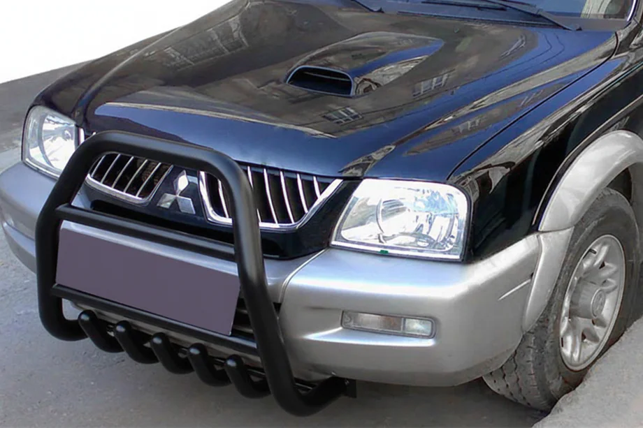 Mitsubishi L200 1996–2006 Přední ochranný rám QT007 Black (nerez) Image