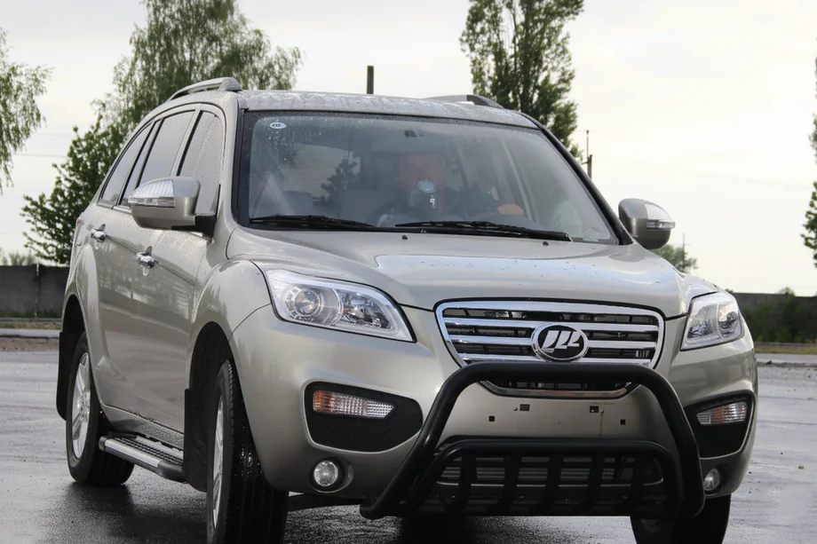 Lifan X60 2011– Přední ochranný rám WT002 Black (nerez) Image