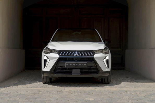 Mitsubishi Grandis 2025: návrat modelu v podobě crossoveru