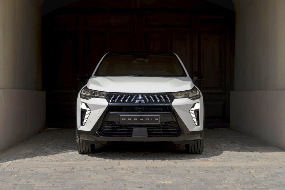 Mitsubishi Grandis 2025: návrat modelu v podobě crossoveru