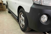 Hyundai H200, H1, Starex 1998–2007 Boční trubky BB002 Black (2 ks, nerez) fotografie 1
