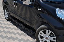 Fiat Fiorino/Qubo 2008–2024 Boční trubky Ø70 Black (2 ks, nerez) fotografie 3