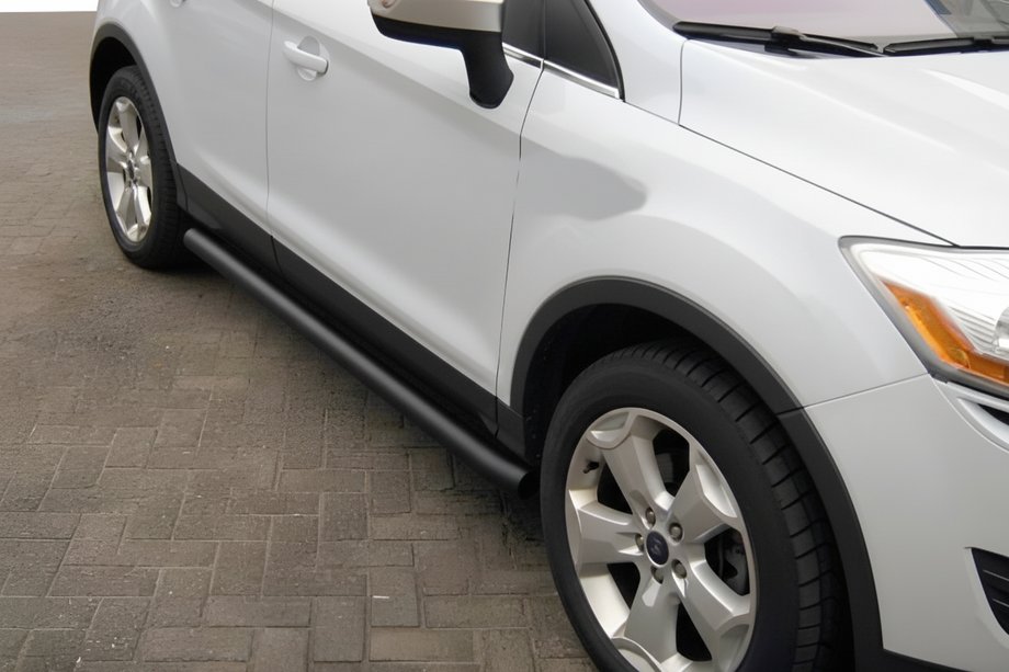 Ford Kuga 2008–2013 Boční trubky Black (2 ks, nerez) Image