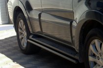 Mitsubishi Pajero Wagon IV 2006–2021 Boční trubky Black (2 ks, nerez) fotografie 2