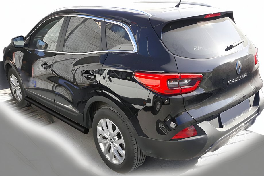 Renault Kadjar 2015–2022 Boční trubky Black (2 ks) Image