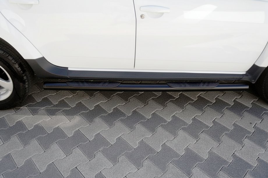 Renault Duster 2018–2024 Boční trubky BB002 Black (2 ks, nerez) Image