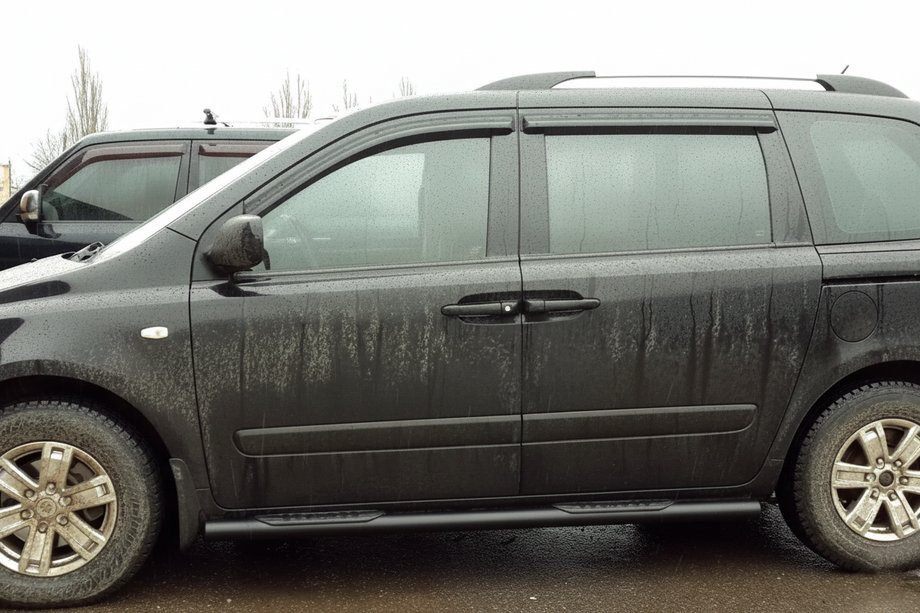 Kia Carnival 2002–2013 Boční trubky Black (2 ks, nerez) Image
