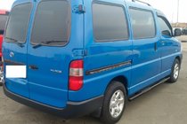 Toyota HiAce Boční trubky Black (2 ks, nerez) fotografie 2