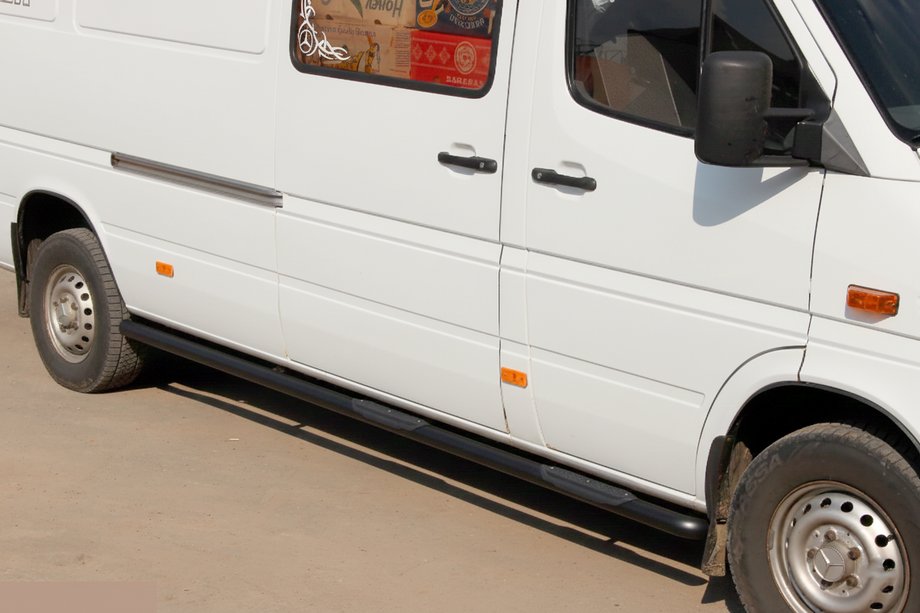Volkswagen LT 1995–2006 Boční trubky Black (2 ks, nerez) Image