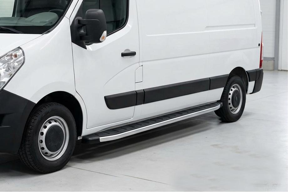 Renault Master 2011–2023 Boční nášlapy Fullmond (2 ks, hliník) Image