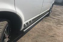 Volkswagen T5 2010–2015 Boční trubky Black (2 ks, nerez) fotografie 2