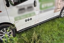 Renault Trafic 2001–2015 Nerezové boční trubky BB002 Black (2 ks, nerez) fotografie 6