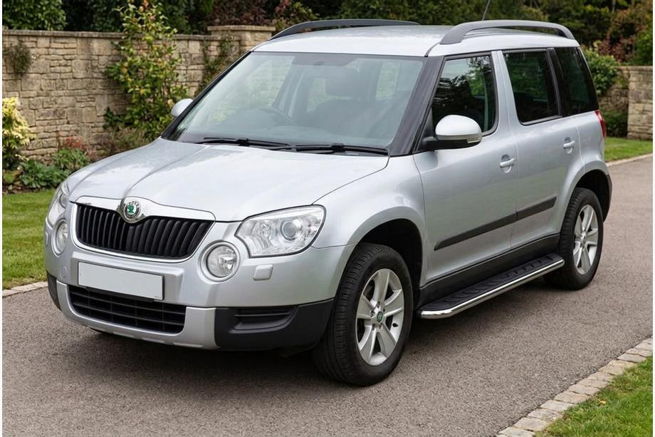 Skoda Yeti 2009–2017 Boční prahy Maydos V1 (2 ks, hliník ↗ nerez) Image