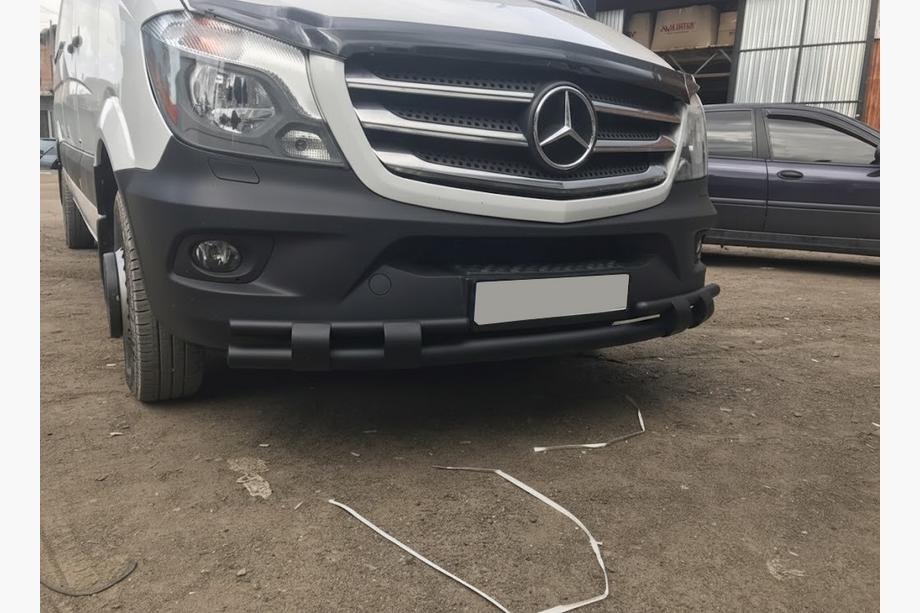 Mercedes Sprinter W906 2006–2018 Přední spodní ochranný rám Shark Black (nerez) Image