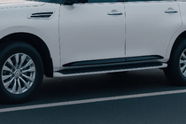 Infiniti QX80 2013–2024 Ochranné lišty dveří (4 ks, černé) fotografie 1
