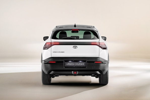 Recenze Toyota Urban Cruiser 2025: Kompaktní elektrický crossover pro Evropu Fotografie 4