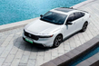 Recenze Honda Accord Hybrid: úsporný středně velký sedan fotografie 1