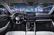 Recenze Honda Accord Hybrid: úsporný středně velký sedan fotografie 5