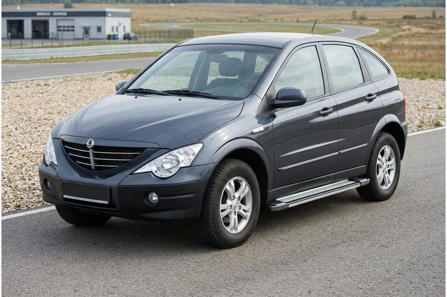 SsangYong Action 2005–2018 Boční nášlapy Rainbow (2 ks, hliník) Image