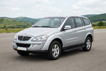SsangYong Kyron 2005–2014 Boční prahy Allmond Black (2 ks, hliník) fotografie 1