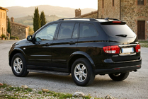 SsangYong Kyron 2005–2014 Boční prahy Bosphorus Black (2 ks, hliník) fotografie 1
