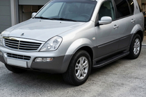 SsangYong Rexton I 2001–2017 Boční prahy Bosphorus Black (2 ks, hliník) fotografie 1