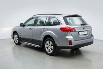 Subaru Outback 2009–2014 Boční nášlapy Rainbow (2 ks, hliník) fotografie 1