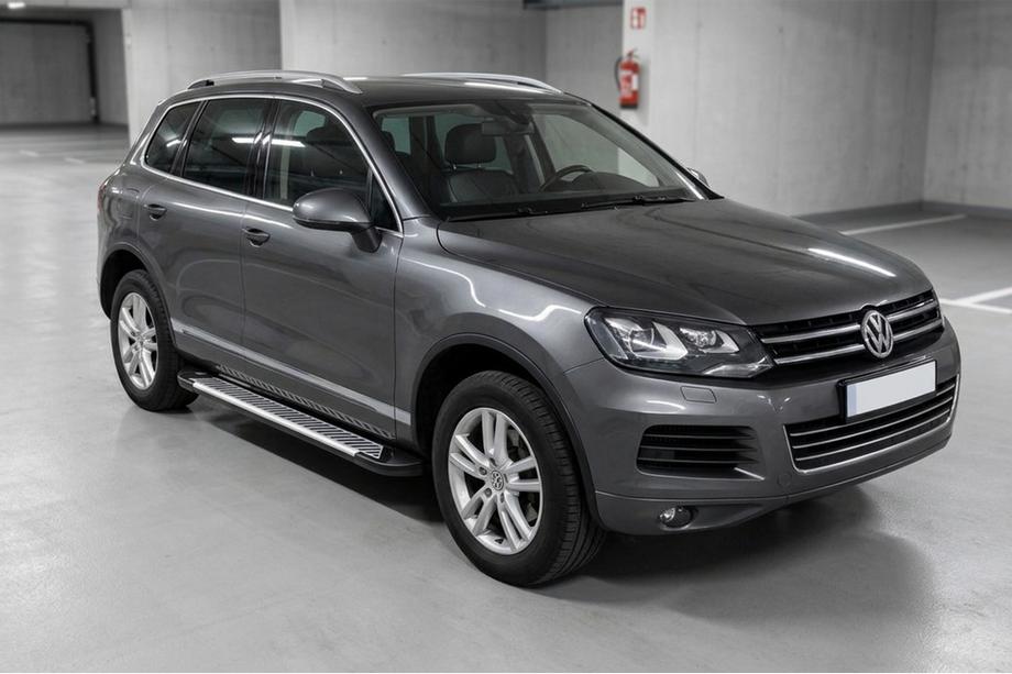Volkswagen Touareg 2010–2018 Boční nášlapy Line (2 ks, hliník) Image