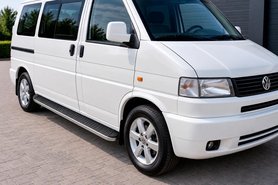 Volkswagen T4 Caravelle/Multivan 1990–2003 Boční prahy Tayga Grey (2 ks, hliník) Image