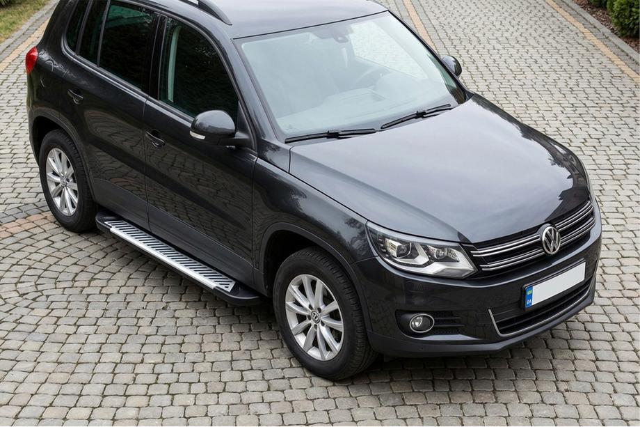 Volkswagen Tiguan 2007–2016 Boční nášlapy Line (2 ks, hliník) Image