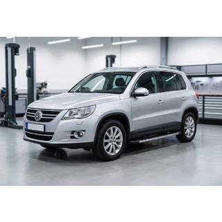 Boční nášlapy Duru (2 ks, hliník) Volkswagen Tiguan 2007–2016 fotografie 1