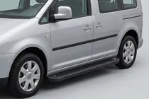 Volkswagen Caddy 2010–2015 Boční prahy Allmond Black (2 ks, hliník) fotografie 1
