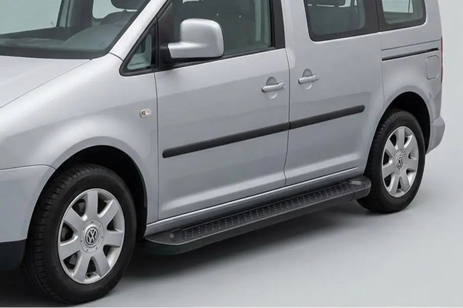 Volkswagen Caddy 2010–2015 Boční prahy Allmond Black (2 ks, hliník) Image