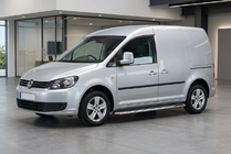 Volkswagen Caddy 2010–2015 Boční prahy Maydos V1 (2 ks, hliník ↗ nerez) Standardní základna fotografie 1