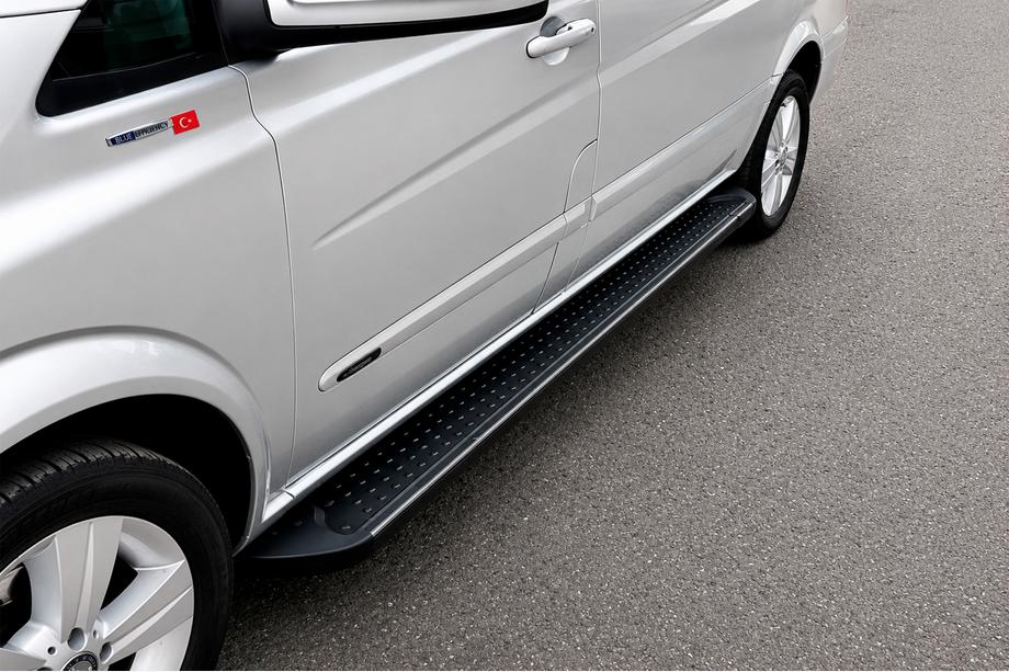 Mercedes Vito/V-class W447 2014– Boční prahy Allmond Black (2 ks, hliník) Image