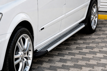 Mercedes Vito/V-class W447 2014– Boční nášlapy Line (2 ks, hliník) fotografie 1