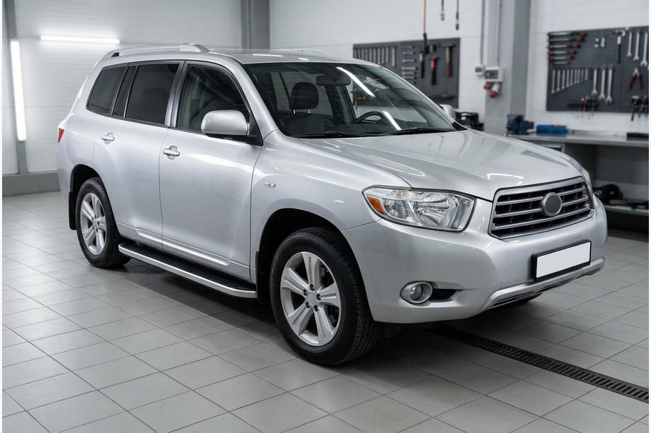Toyota Highlander 2008–2013 Boční prahy Tayga Grey (2 ks, hliník) Image