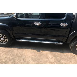 Boční nášlapy Allmond Grey (2 ks, hliník) Toyota Hilux 2006–2015 fotografie 4