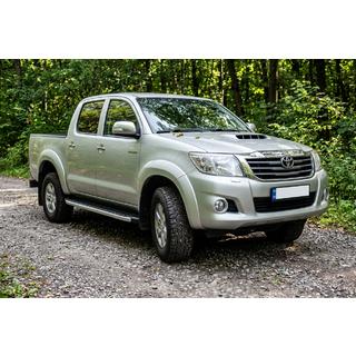 Boční nášlapy Fullmond (2 ks, hliník) Toyota Hilux 2006–2015 fotografie 1