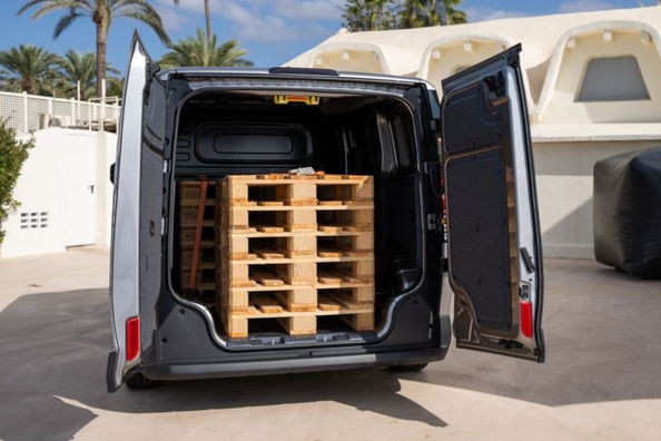 Recenze Kia PV5 Cargo: Elektrická dodávka pro podnikání Fotografie 6