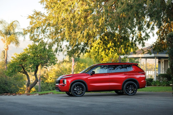 Recenze Nissan Rogue Plug-in Hybrid 2026 Fotografie 3