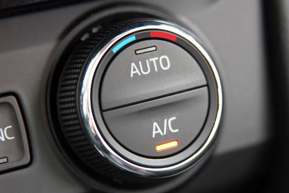Lze používat autoklimatizaci v zimě?