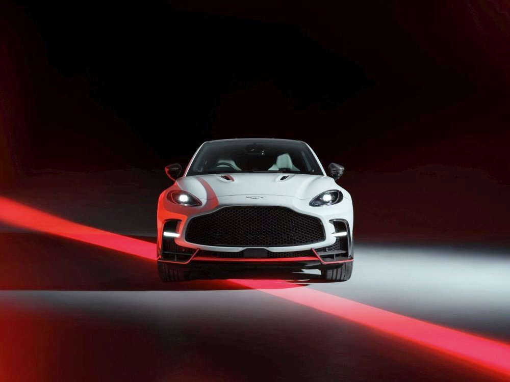 Test Aston Martin DBX S: extrémně výkonné luxusní super SUV
