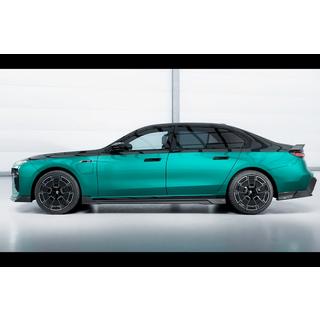 Sada bodykitu LRT-Design Carbon (pro M760, M-Sport a i7 M70) fotografie 4