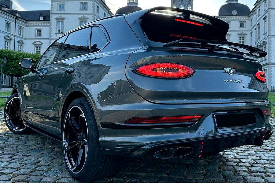 Bentley Bentayga 2015–2025 Sada bodykitu LRT-Design Carbon Fotografie 12