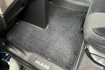 MAN TGX 2020– Textilní autokoberce Deluxe (černé) fotografie 1